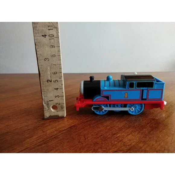 Thomas & Friends Trackmaster Hit Motorized The Tank Engine 2006 Works - Picture 5 of 10